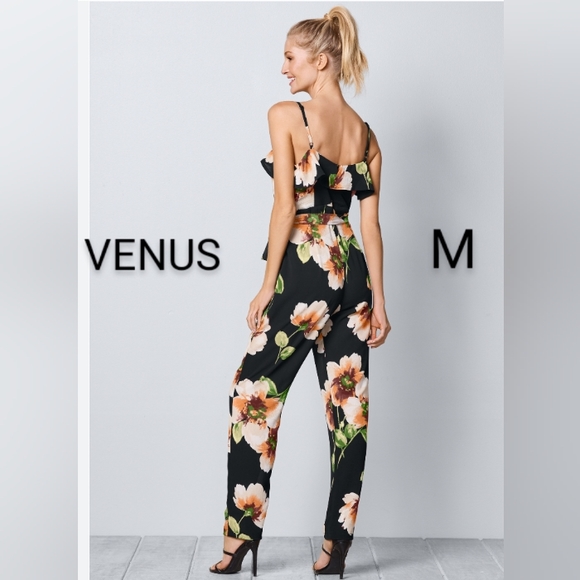 VENUS Pants & Jumpsuits Venus Floral Jumpsuit Romper Medium Nwot